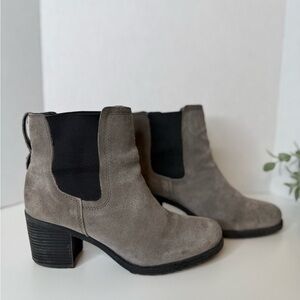 Sam Edelman Hanley Gray Suede Chelsea Boots Size 9 Block Heel Streetwear Utility